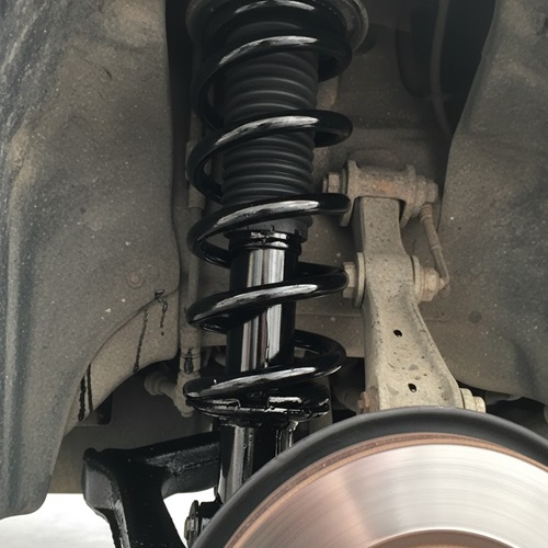 نشت روغن از کمک فنر