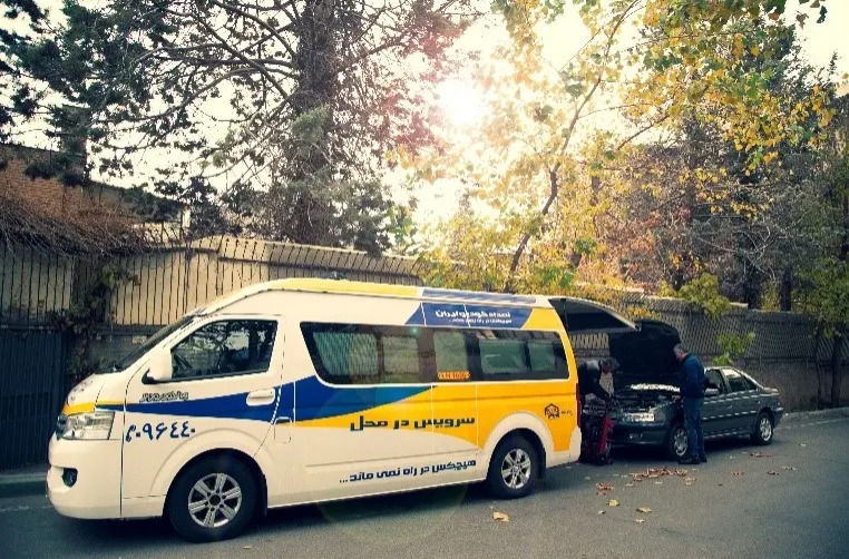 سرویس دوره ای ایران خودرو در محل